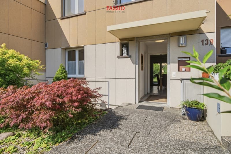 Familienidylle am Berner Stadtrand mit sonnigem Garten (3)