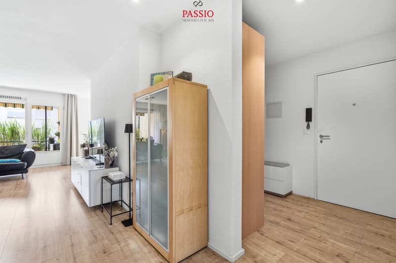 Charmante 3.5-Zimmerwohnung mit Balkon und Blick zum Weissenstein (11)