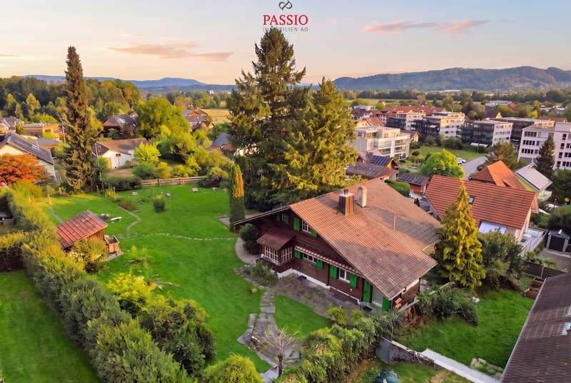 6.5-Zimmer-Chalet - traditioneller Charme trifft modernen Komfort (2)