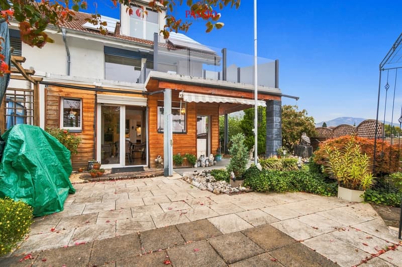 6.5-Zimmer-Haus mit Weitblick und Platz für mehrere Generationen (2)