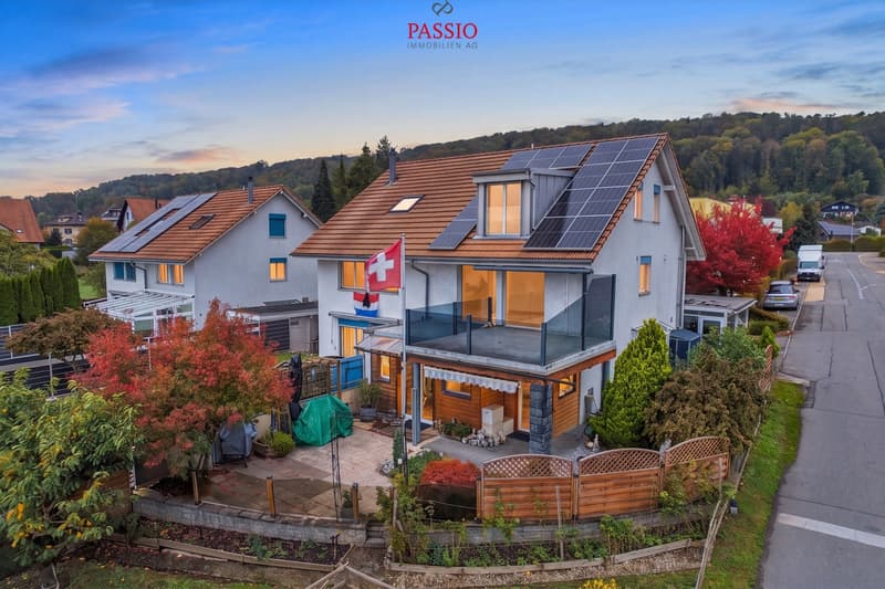 6.5-Zimmer-Haus mit Weitblick und Platz für mehrere Generationen (1)
