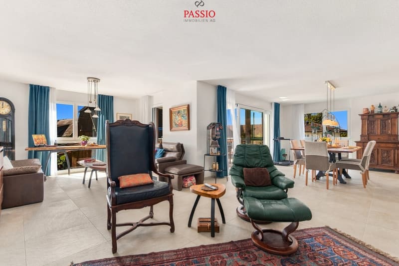 Neuwertige 4.5-Zimmer-Wohnung mit Balkon und viel Wohnkomfort (11)