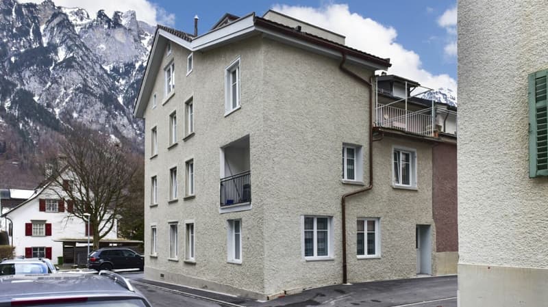 MFH-Portfolio im Zentrum von Glarus (3)