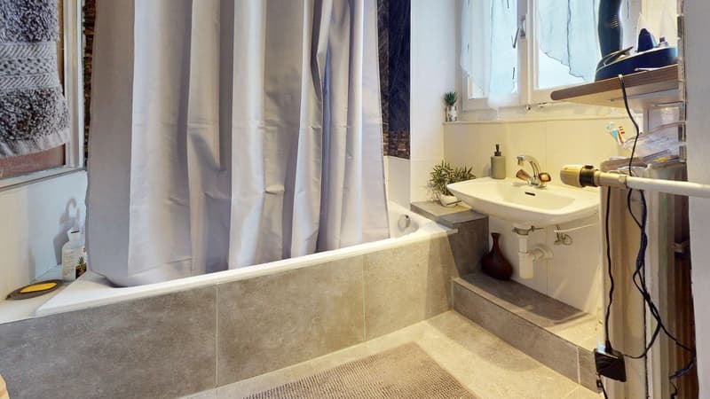 Casa di villaggio con fascino rurale e grande potenziale! (9)