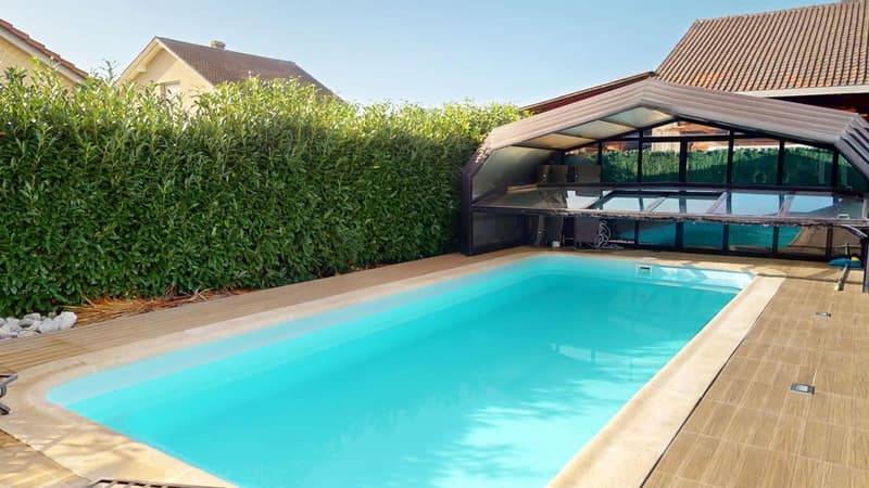 Family villa with pool and pool house in Payerne! (2)