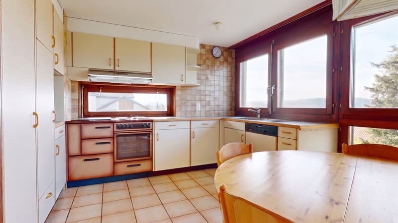 Vista sul Giura - Villa familiare su 1'000 m² a Seigneux! (3)