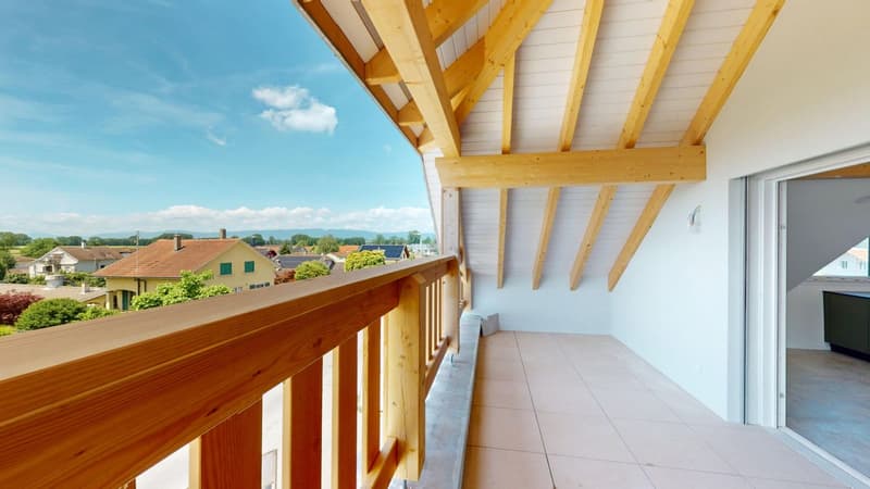 Dachgeschoss mit Loggia in Domdidier! (1)