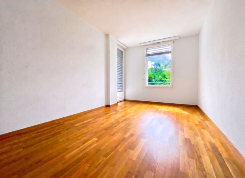 Schöne Gelegenheit - 4 ½ von 110m2 mit Parkplatz! (6)