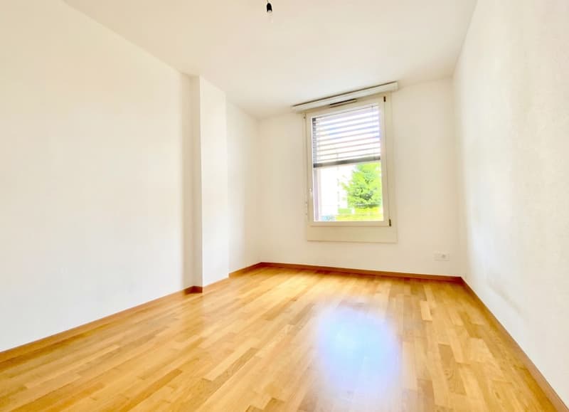 Schöne Gelegenheit - 4 ½ von 110m2 mit Parkplatz! (8)