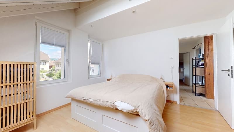 3½ mansardé avec vue 180 sur le lac de Neuchâtel ! (9)