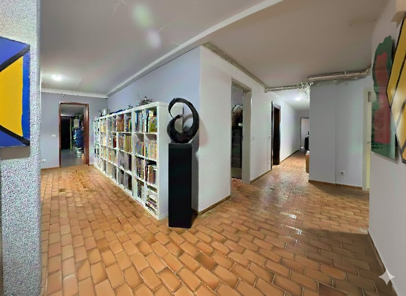 Villa magnifique et spacieuse avec grande piscine (11)