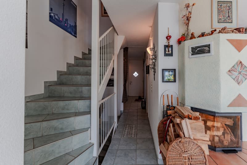 Maison de coin charmante dans un quartier résidentiel calme (10)