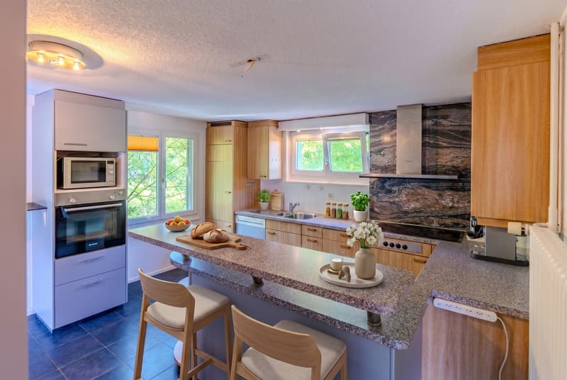Detached single-family house with development potential in an idyllic location (4)