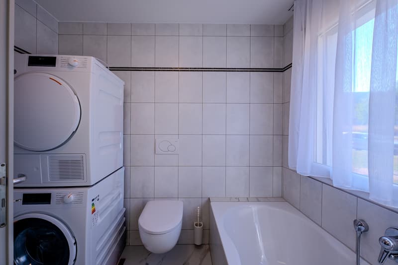 Appartement spacieux au rez-de-chaussée - fraîchement rénové (10)