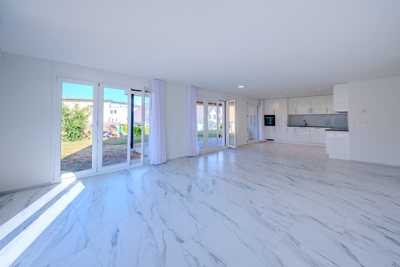 Appartement spacieux au rez-de-chaussée - fraîchement rénové (5)