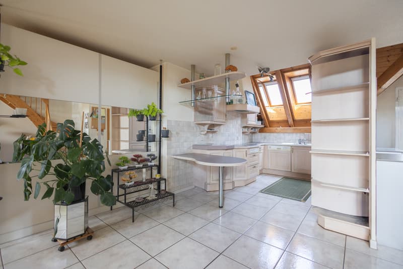 Gemütliche Maisonette-Dachwohnung mit herrlicher Weitsicht (4)