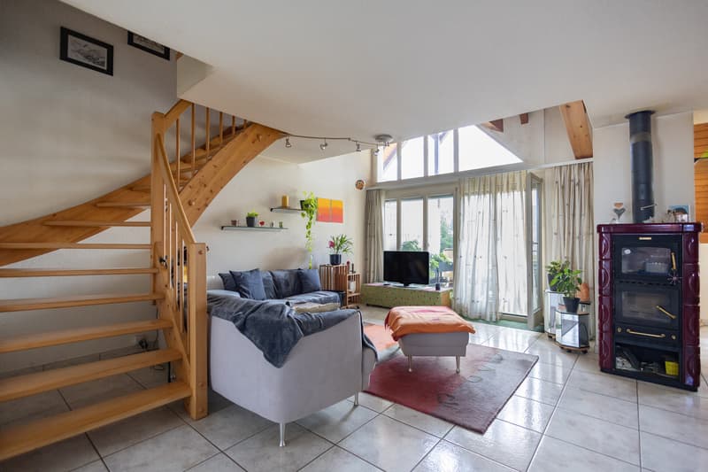 Gemütliche Maisonette-Dachwohnung mit herrlicher Weitsicht (2)