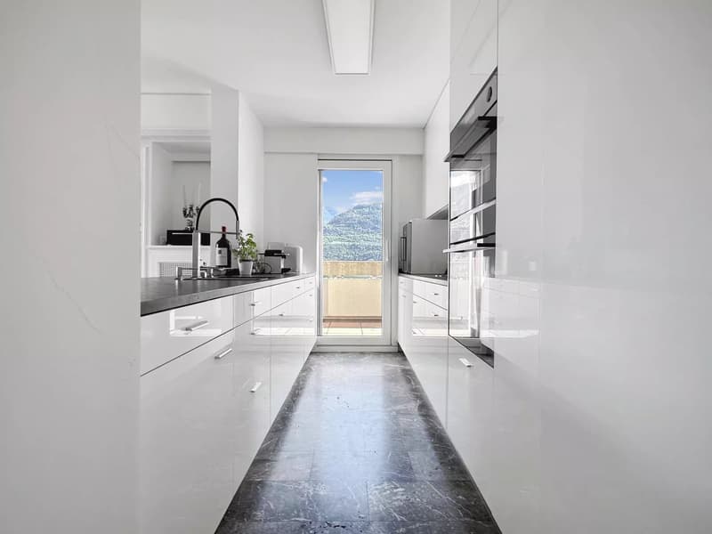 Magnifico e prestigioso penthouse situato in posizione ideale (3)