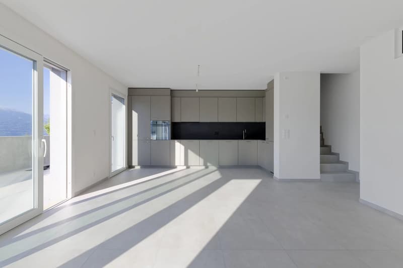 Beautiful semi-detached villa in a residential area (5)