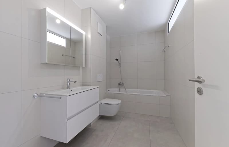 Beautiful semi-detached villa in a residential area (9)
