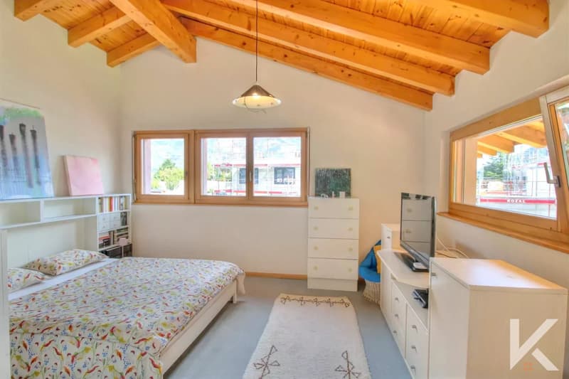 Villa de charme avec bel extérieur (6)