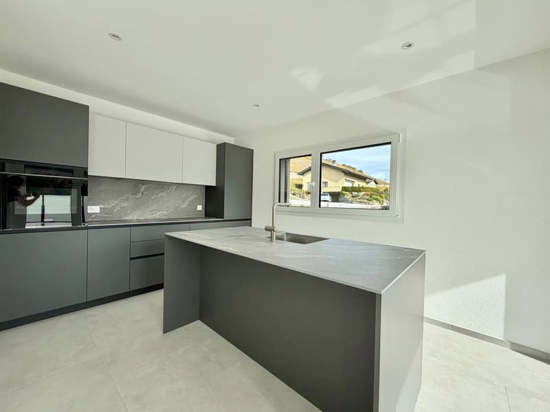 Semi-detached villa with panoramic view (10)