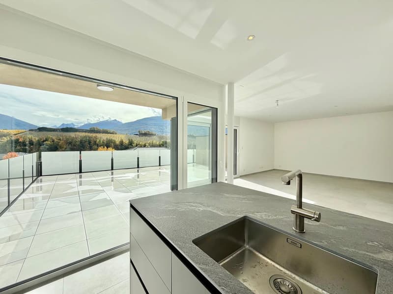 Semi-detached villa with panoramic view (1)