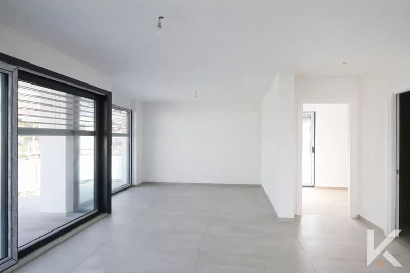 Lumineux appartement 4.5 pièces (2)