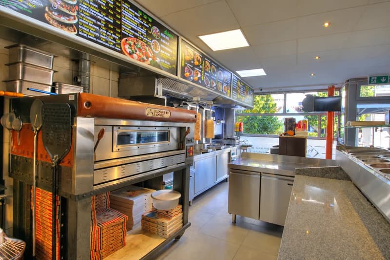 Fonds de commerce Kebab, Pizza, Tacos au centre-ville de Monthey (6)