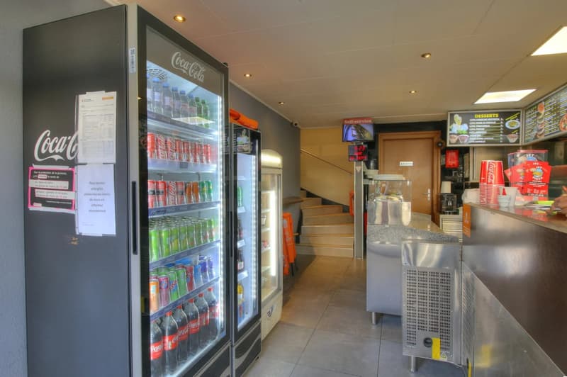 Fonds de commerce Kebab, Pizza, Tacos au centre-ville de Monthey (8)