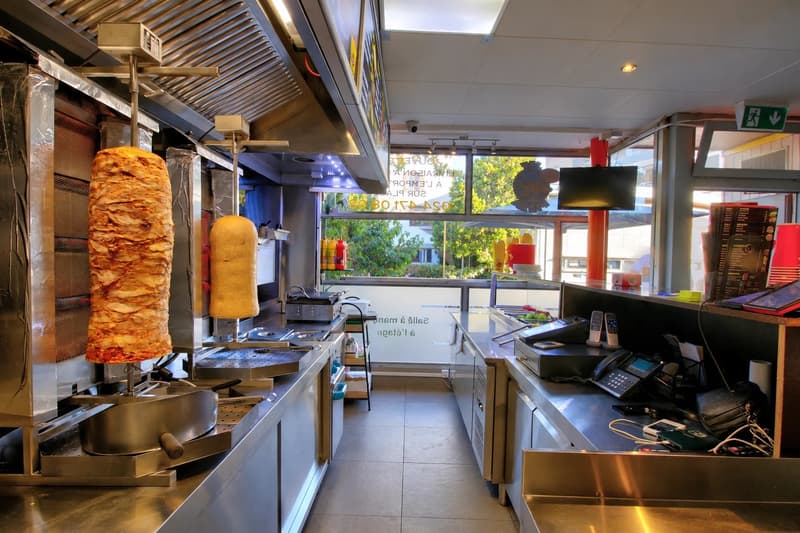 Fonds de commerce Kebab, Pizza, Tacos au centre-ville de Monthey (5)
