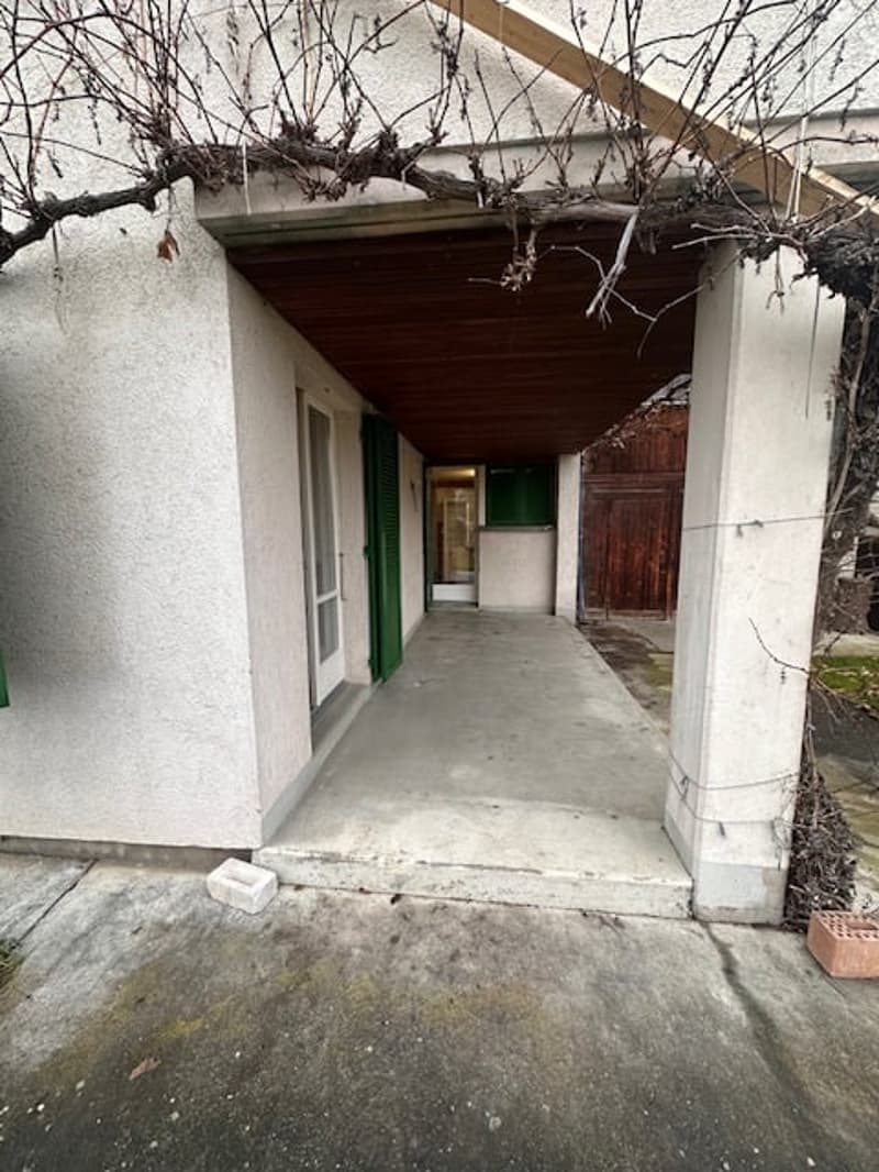 Appartement de charme et confortable dans un immeuble ancien, situé dans un endroit calme et ensoleillé, limité jusqu'au printemps 2027 (14)