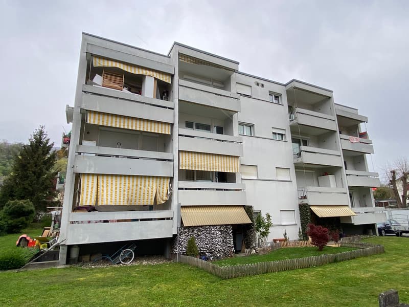 Helle 4.5-Zimmer-Wohnung mit Balkon in Lengnau BE (1)