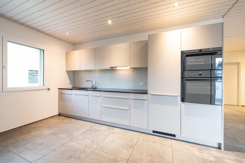 Appartamento in attico 4.5 locali con ampio balcone, Niederwil (3)