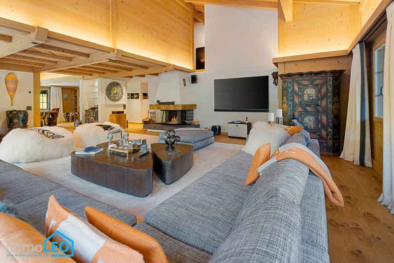 Luxuriöses 5½ -Zimmer-Chalet mit atemberaubender Sicht in Lauenen b. Gstaad (2)
