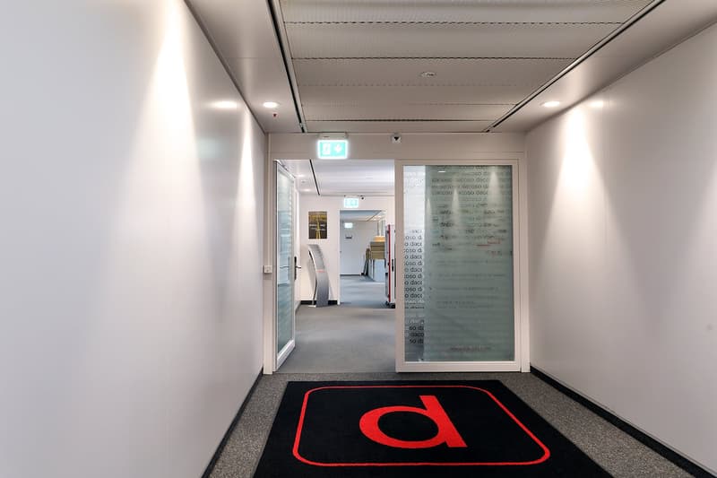 Panoramic office on the top floor with shared use of the terrace (10)