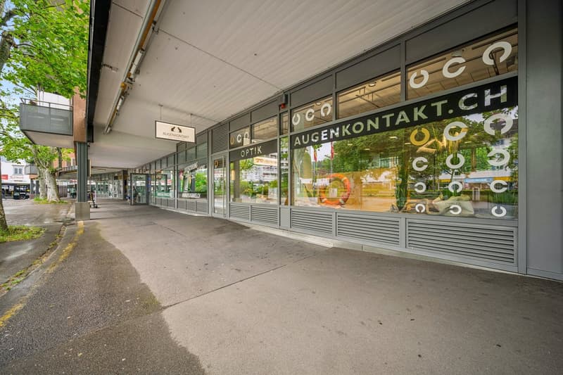 Espace commercial polyvalent avec bureau et stockage dans un excellent emplacement (1)