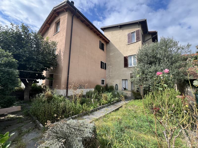 STABILE A REDDITO NEL NUCLEO CON GIARDINO (2)
