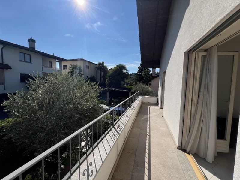 Villa unifamiliale avec jardin, très ensoleillée (11)