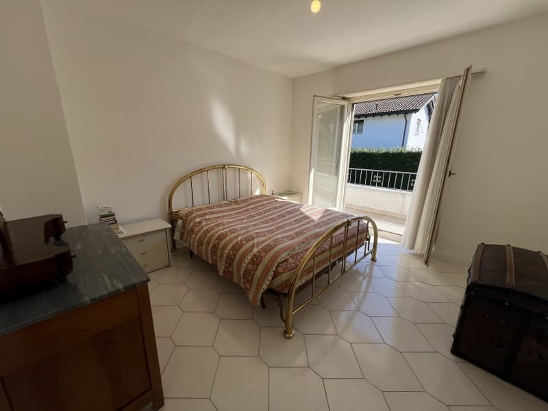 Villa unifamiliale avec jardin, très ensoleillée (12)