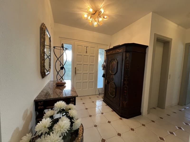 Villa unifamiliale avec jardin, très ensoleillée (6)