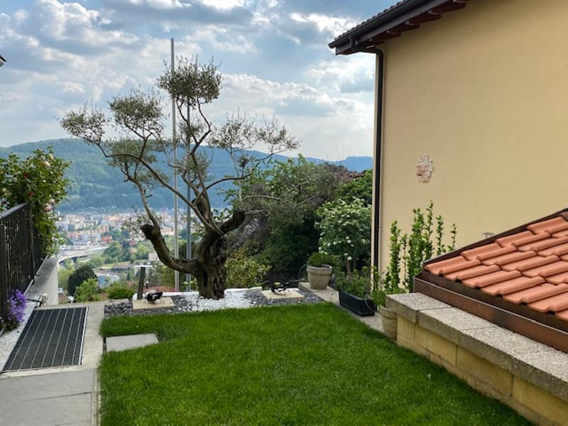 SPLENDIDA CASA UNIFAMILIARE CON VISTA PANORAMICA (11)