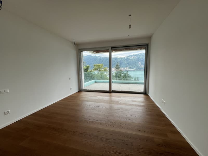 Attic apartment with 4.5 rooms and splendid lake view (8)