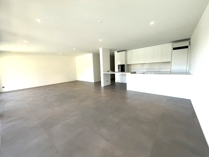 Appartement 3.5 pièces entouré de verdure (3)