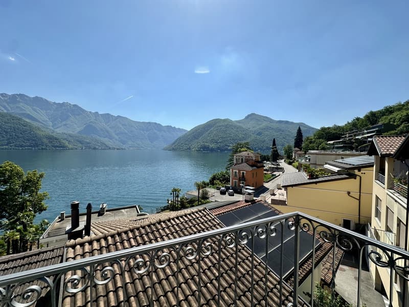 CASA UNIFAMILIARE 4.5 LOCALI CON VISTA MOZZAFIATO SUL LAGO (1)