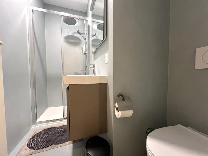 Prestigious 3.5-room attic apartment by the lake (12)