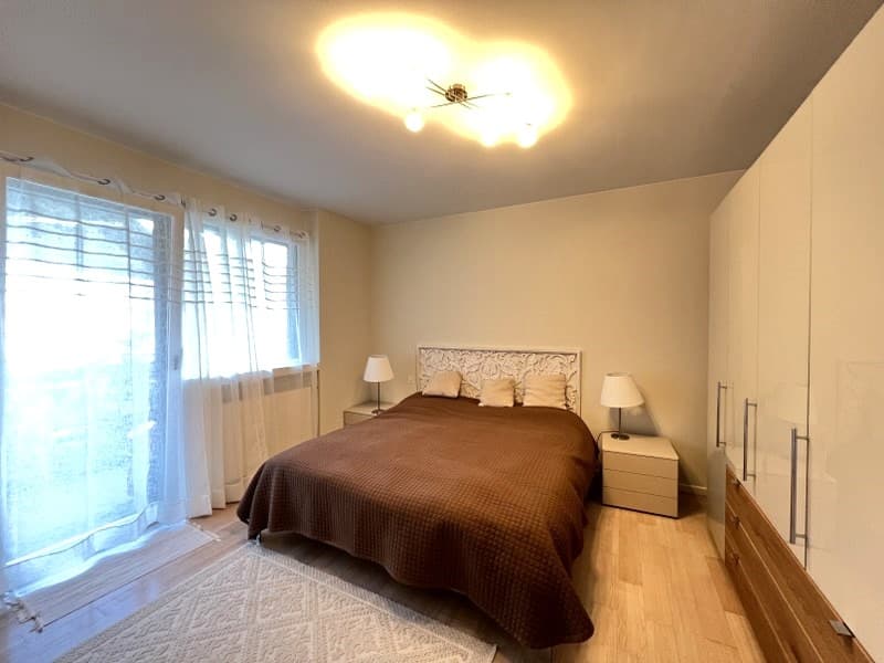 Prestigious 3.5-room attic apartment by the lake (10)