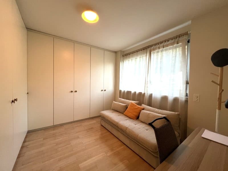 Prestigious 3.5-room attic apartment by the lake (9)