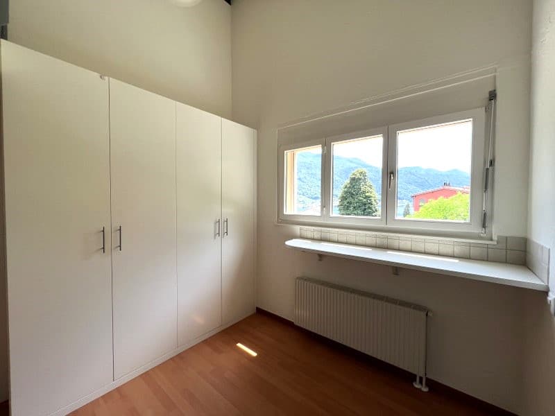 Appartement spacieux 3.5 pièces avec vue splendide sur le lac (11)