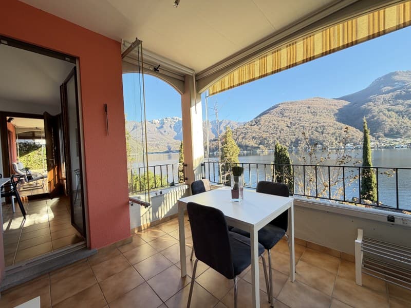 ÉLÉGANT ET CONFORTABLE 2.5 PIÈCES, DIRECTEMENT SUR LE LAC (7)